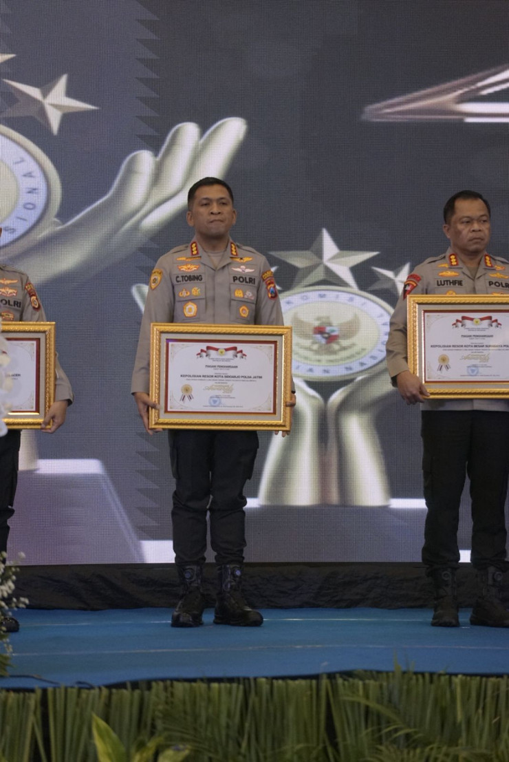 Terus Majukan Pelayanan Publik, Polresta Sidoarjo Terima Kompolnas Award 2025