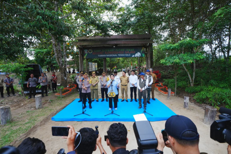 Kapolri-Titiek Soeharto Tinjau Tesso Nilo, Pastikan Konservasi Gajah Aman